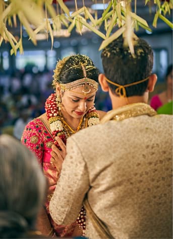 Verified pandit performing a traditional Hindu ceremony